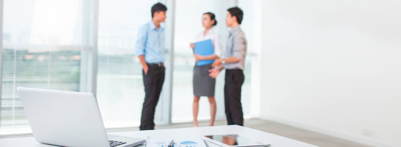 Подарочные сертификаты и Подарочные сертификаты для коллеги на 18 лет