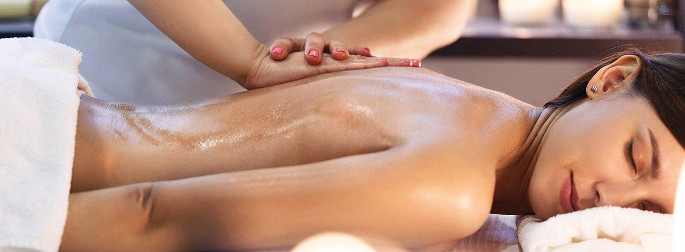 SPA-программа «Прикосновение нежного солнца» с ванночкой для ног и расслабляющим массажем